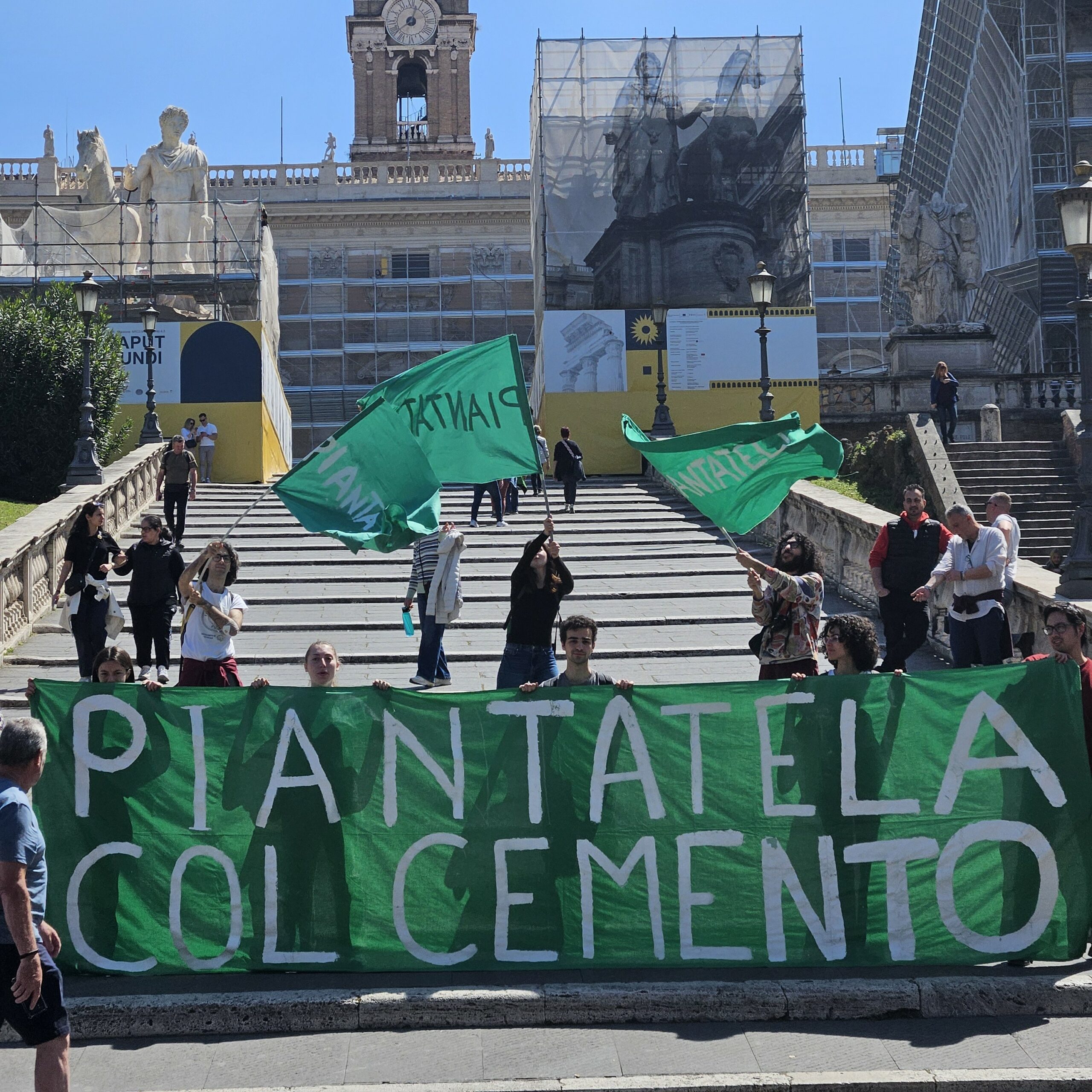 Roma Inabitabile: una campagna contro il cemento e i disastri climatici